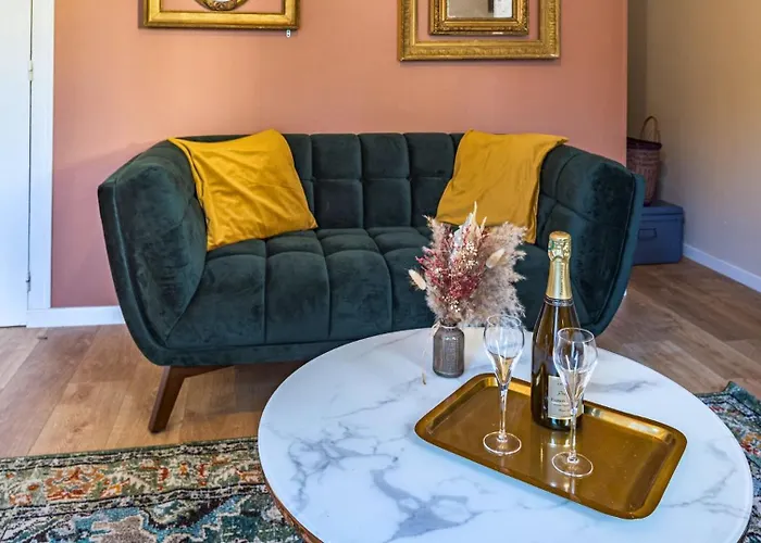 Champagne En Terrasse - Elegant Et Discret *