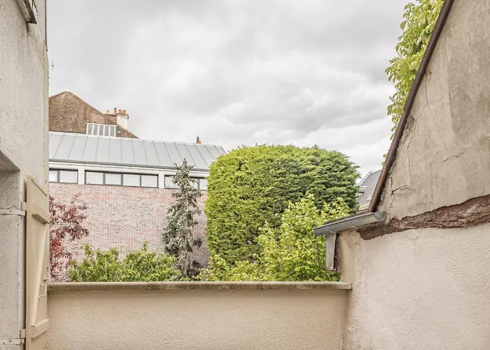 Champagne En Terrasse - Elegant Et Discret *